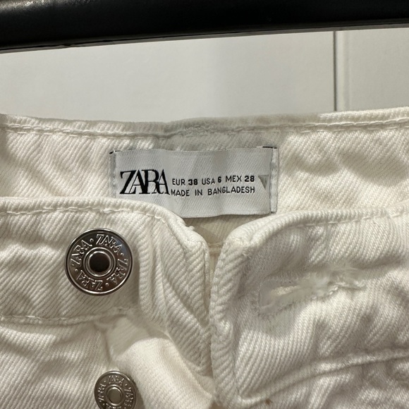 Zara White Wide Legged Jeans - Picture 3 of 6